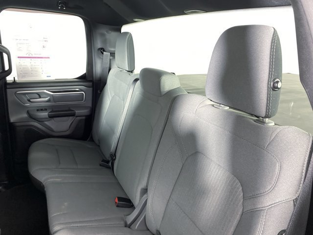 Used 2022 RAM 1500 Big Horn AWD/4WD image 32