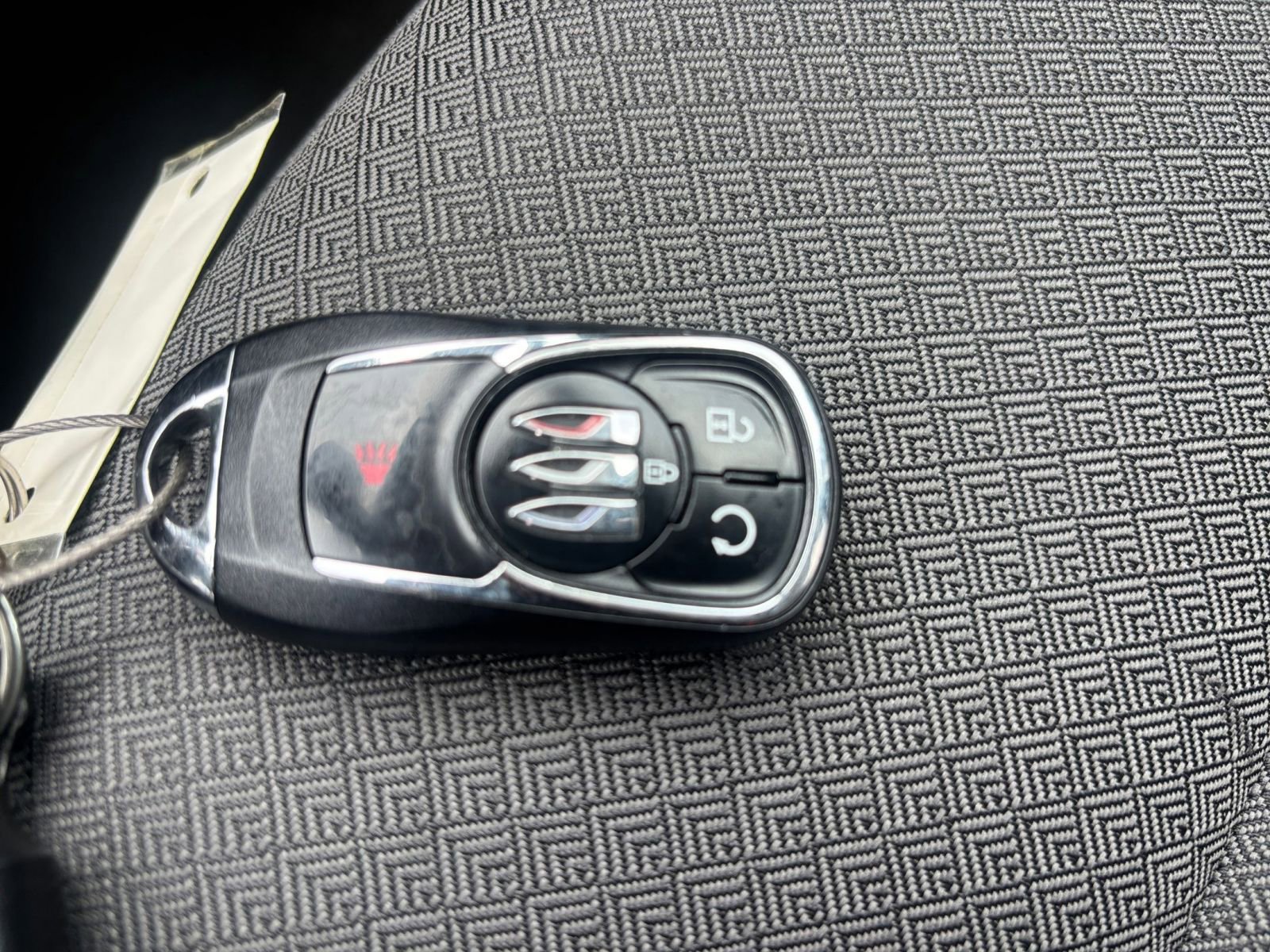 Used 2025 Buick Encore GX Preferred FWD image 23