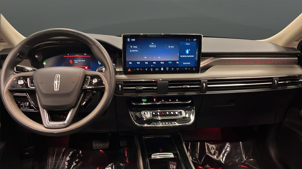 Used 2024 Lincoln Corsair Grand Touring w/ Equipment Group 301A image 11