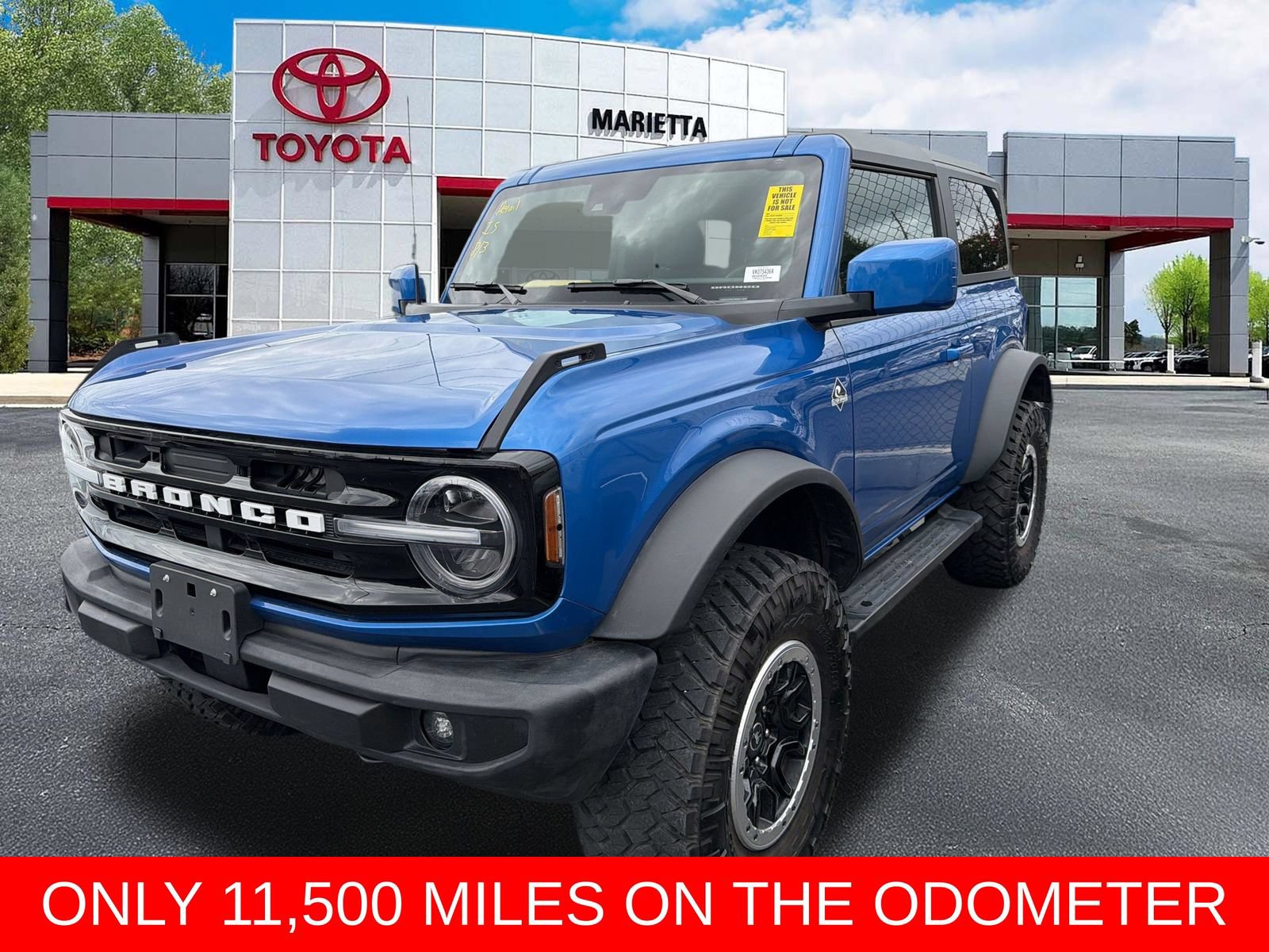 Used 2022 Ford Bronco Outer Banks w/ Sasquatch Package AWD/4WD image 3