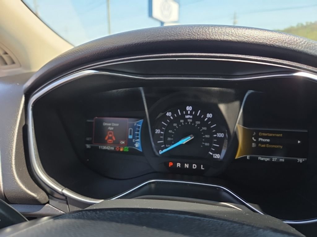 Used 2018 Ford Fusion Titanium FWD image 26