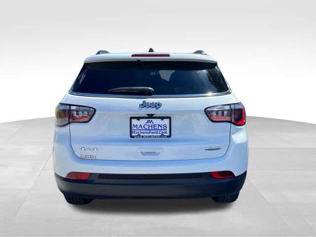 Used 2024 Jeep Compass Latitude AWD/4WD image 5