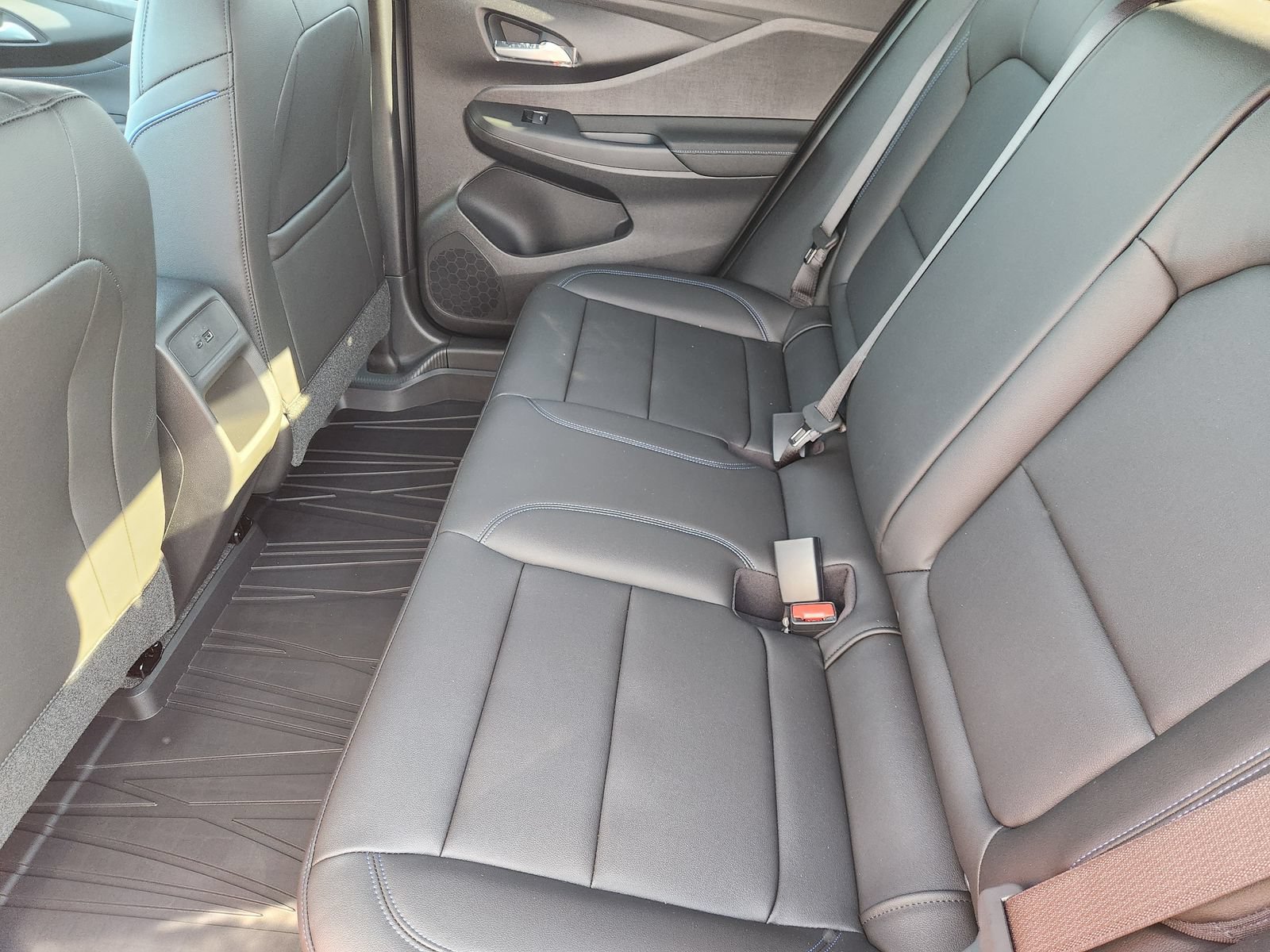 New 2026 Buick Envista Sport Touring w/ Convenience I Package FWD image 34