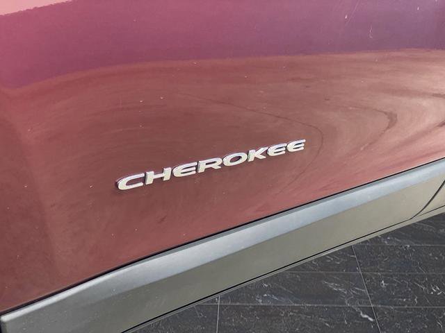 Certified 2020 Jeep Cherokee Limited image 35