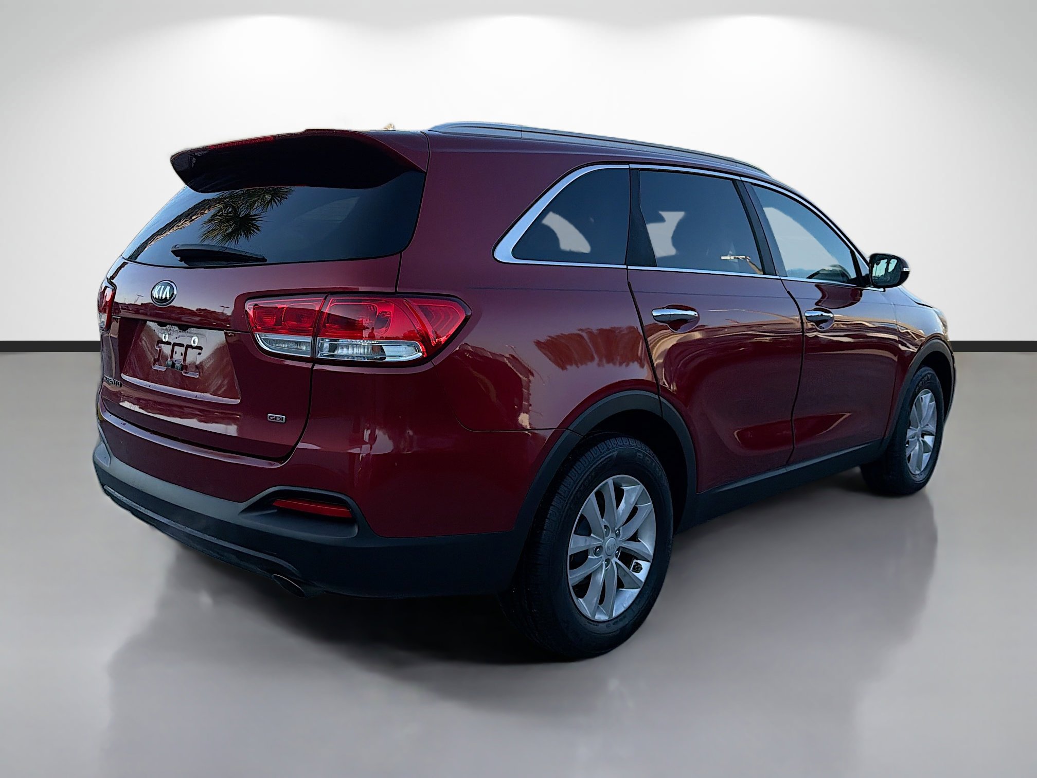 Used 2017 Kia Sorento FWD w/ LX Convenience Package image 3