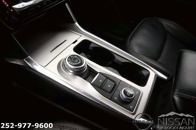 Used 2023 Ford Explorer Limited image 22