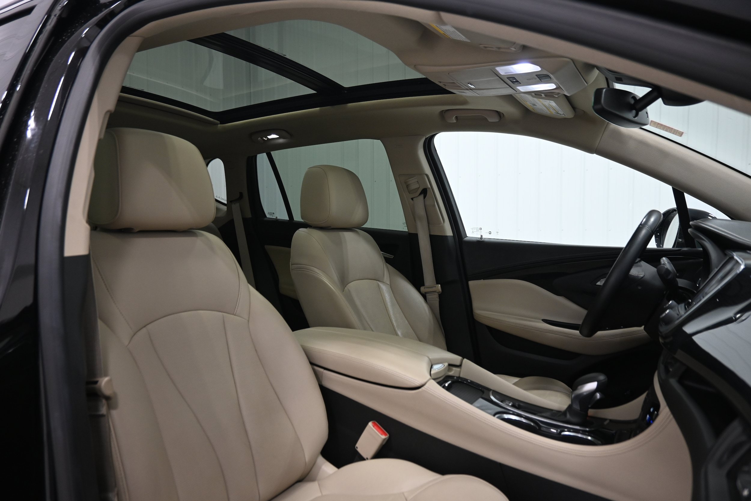 Used 2017 Buick Envision Premium AWD/4WD image 30