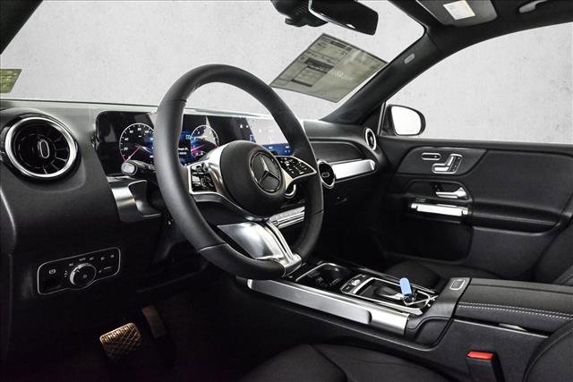 New 2026 Mercedes-Benz GLB 250 4MATIC image 10