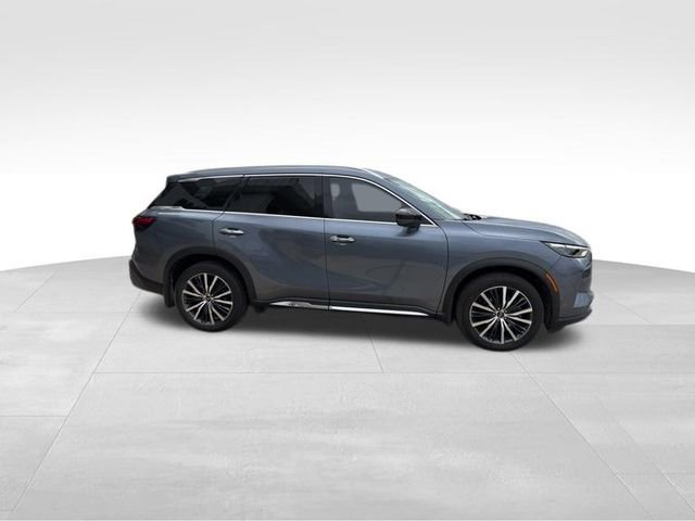 Used 2025 INFINITI QX60 Sensory AWD/4WD image 4