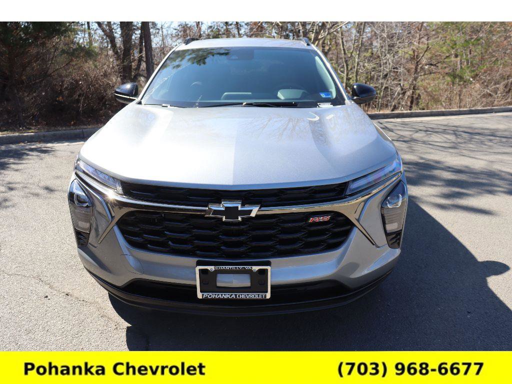 New 2026 Chevrolet Trax RS image 2