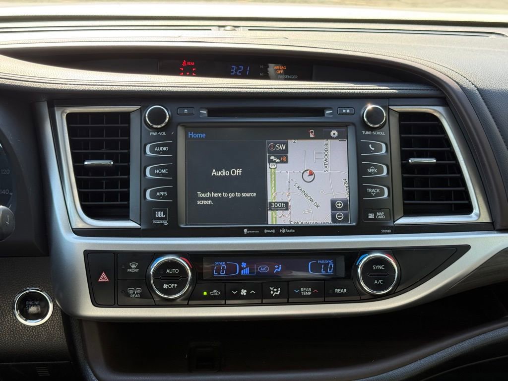 Used 2018 Toyota Highlander Limited Platinum image 11