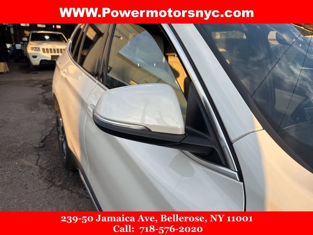 Used 2022 BMW X1 xDrive28i w/ Convenience Package AWD/4WD image 9
