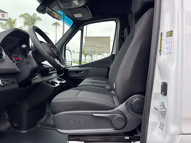 New 2026 Mercedes-Benz Sprinter 2500 image 11