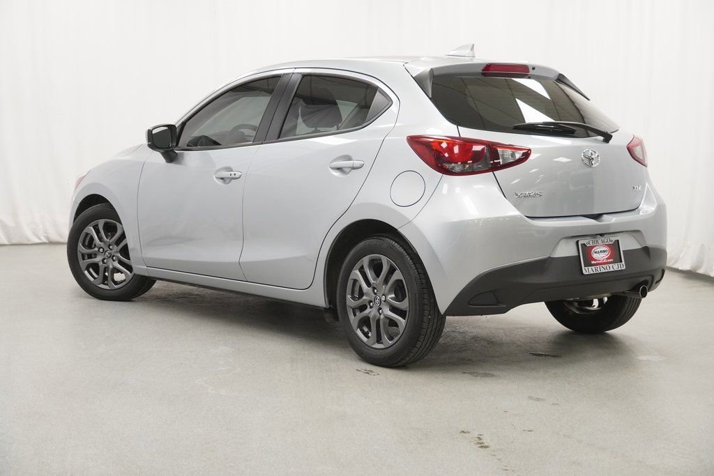 Used 2020 Toyota Yaris XLE image 14