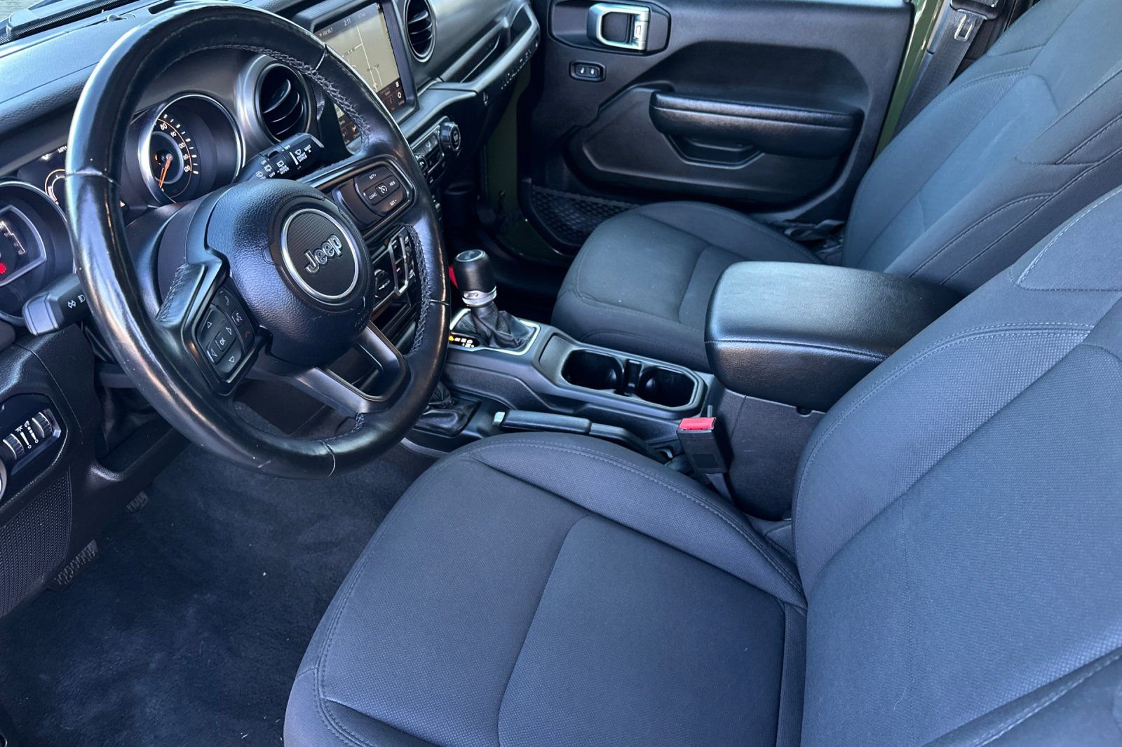 Used 2022 Jeep Wrangler Unlimited Sport image 10