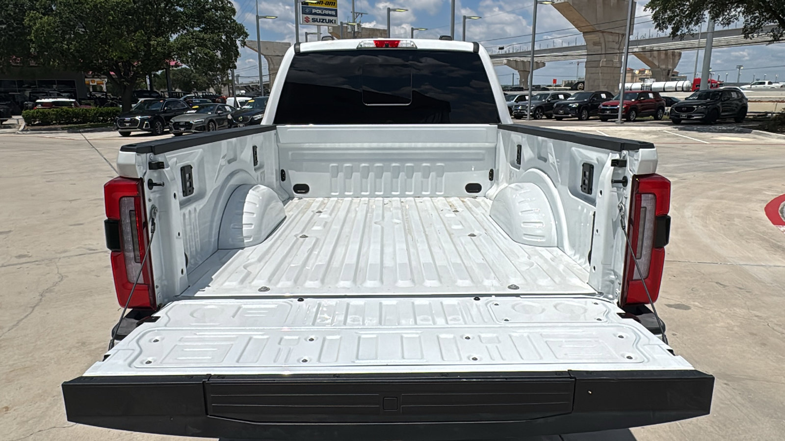 Used 2026 Ford F250 Platinum w/ Platinum Plus Package AWD/4WD image 24