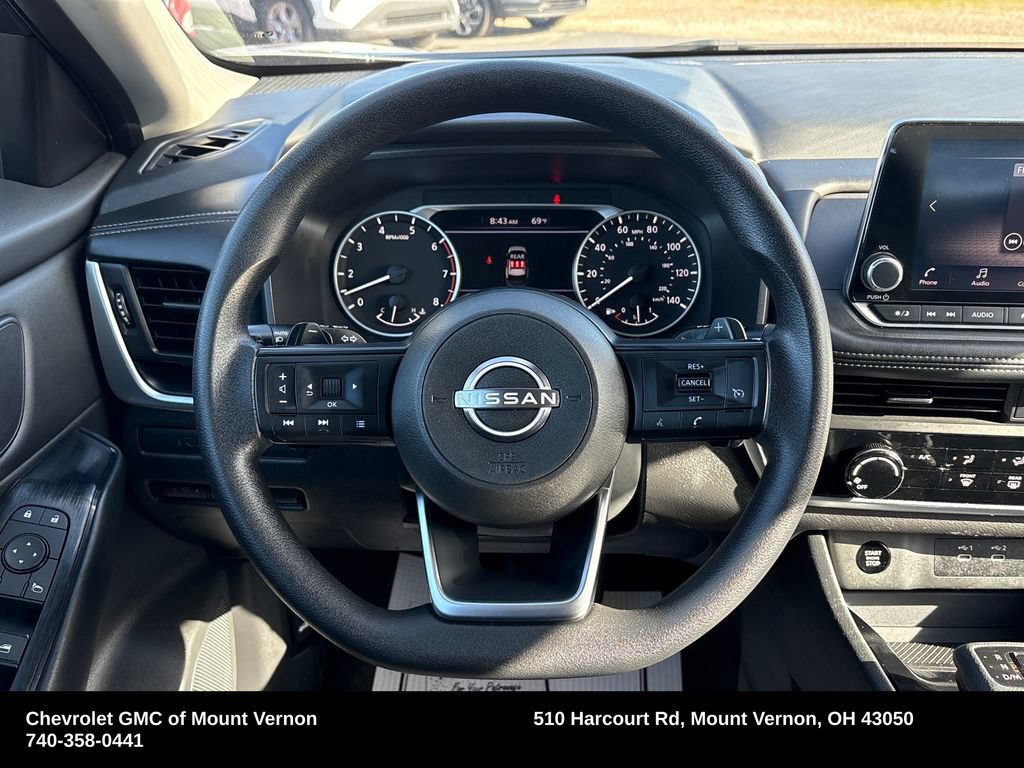 Used 2024 Nissan Rogue S AWD/4WD image 17