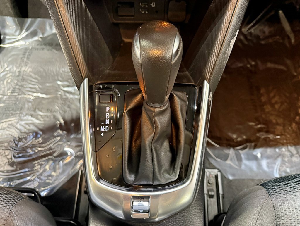 Used 2020 Toyota Yaris LE image 17