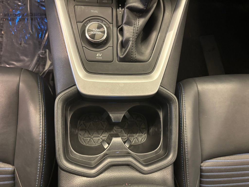 Used 2021 Toyota RAV4 XSE image 21