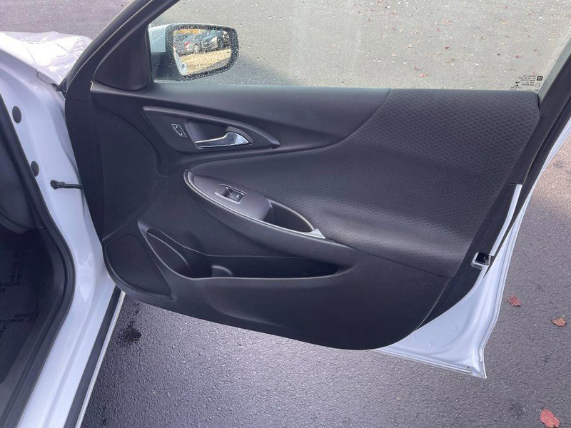 Used 2023 Chevrolet Malibu LT image 11