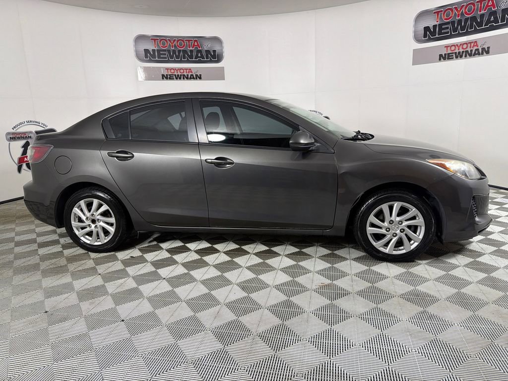 Used 2012 MAZDA MAZDA3 i Touring FWD image 2