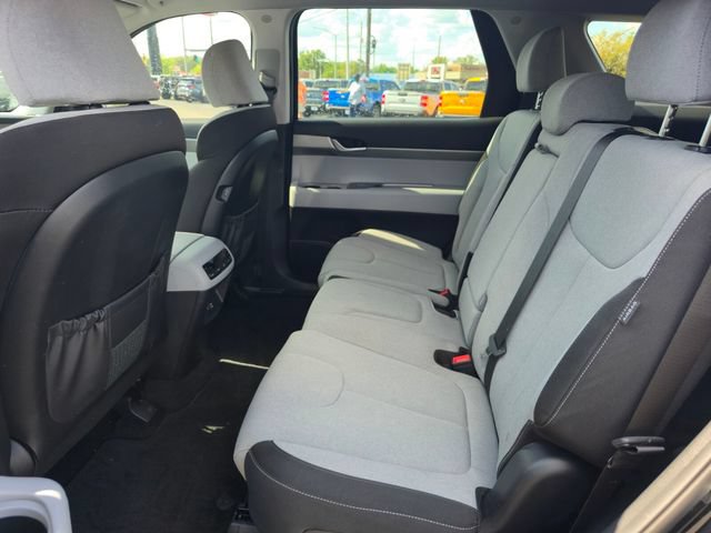 Used 2025 Hyundai Palisade SE AWD/4WD image 36