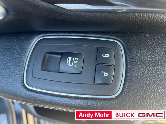 Used 2022 RAM 1500 Laramie AWD/4WD image 40