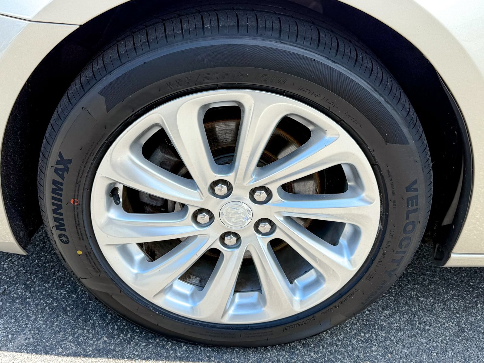 Used 2014 Buick LaCrosse Leather FWD image 10