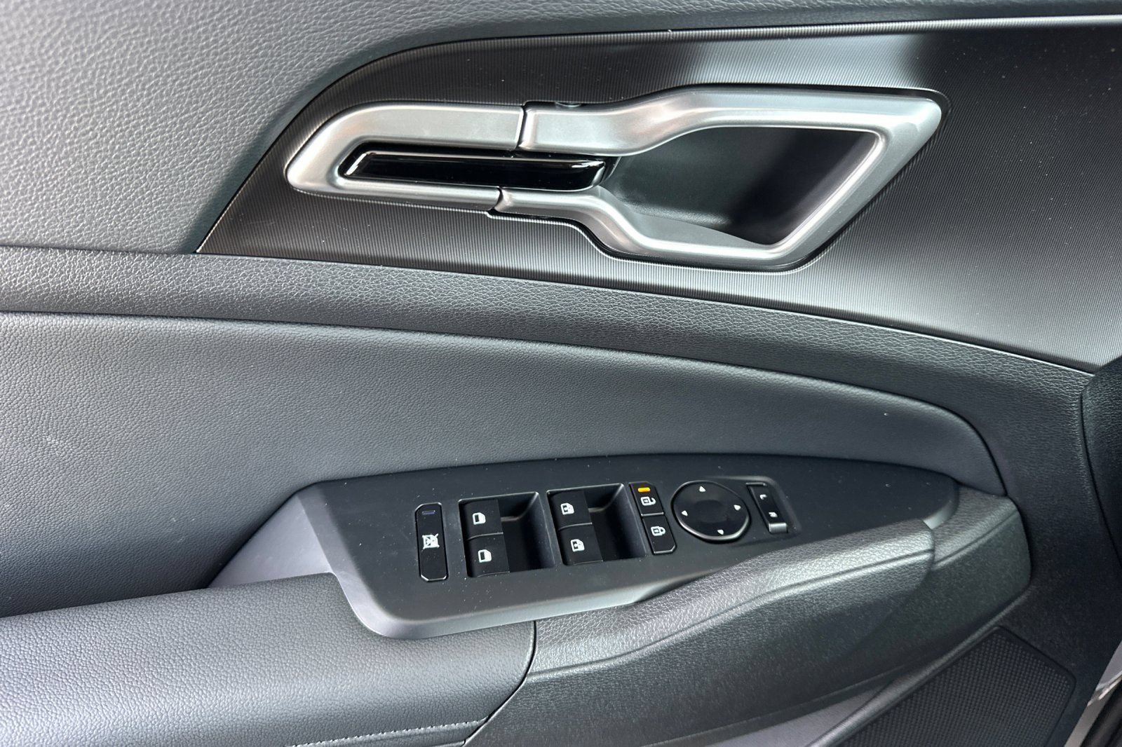 New 2026 Kia Sportage EX AWD/4WD image 11