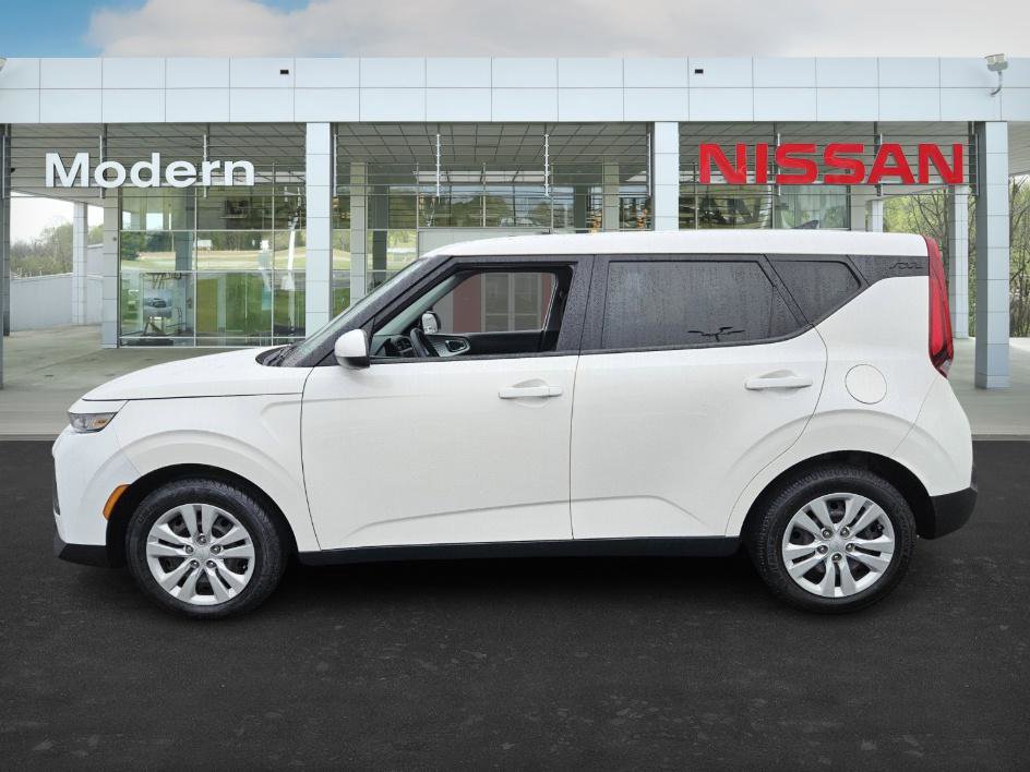 Used 2022 Kia Soul LX image 6