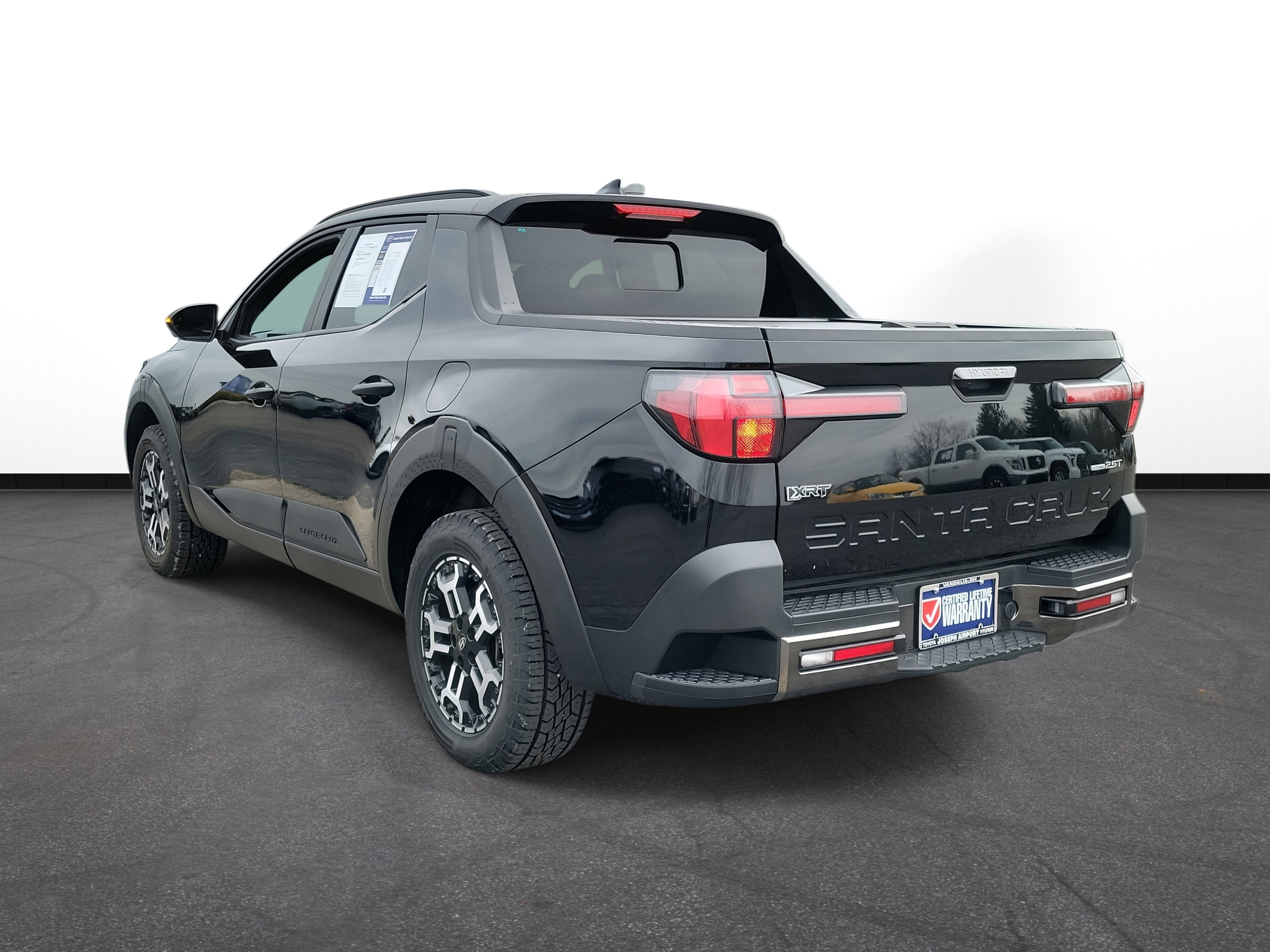 Used 2025 Hyundai Santa Cruz XRT image 3