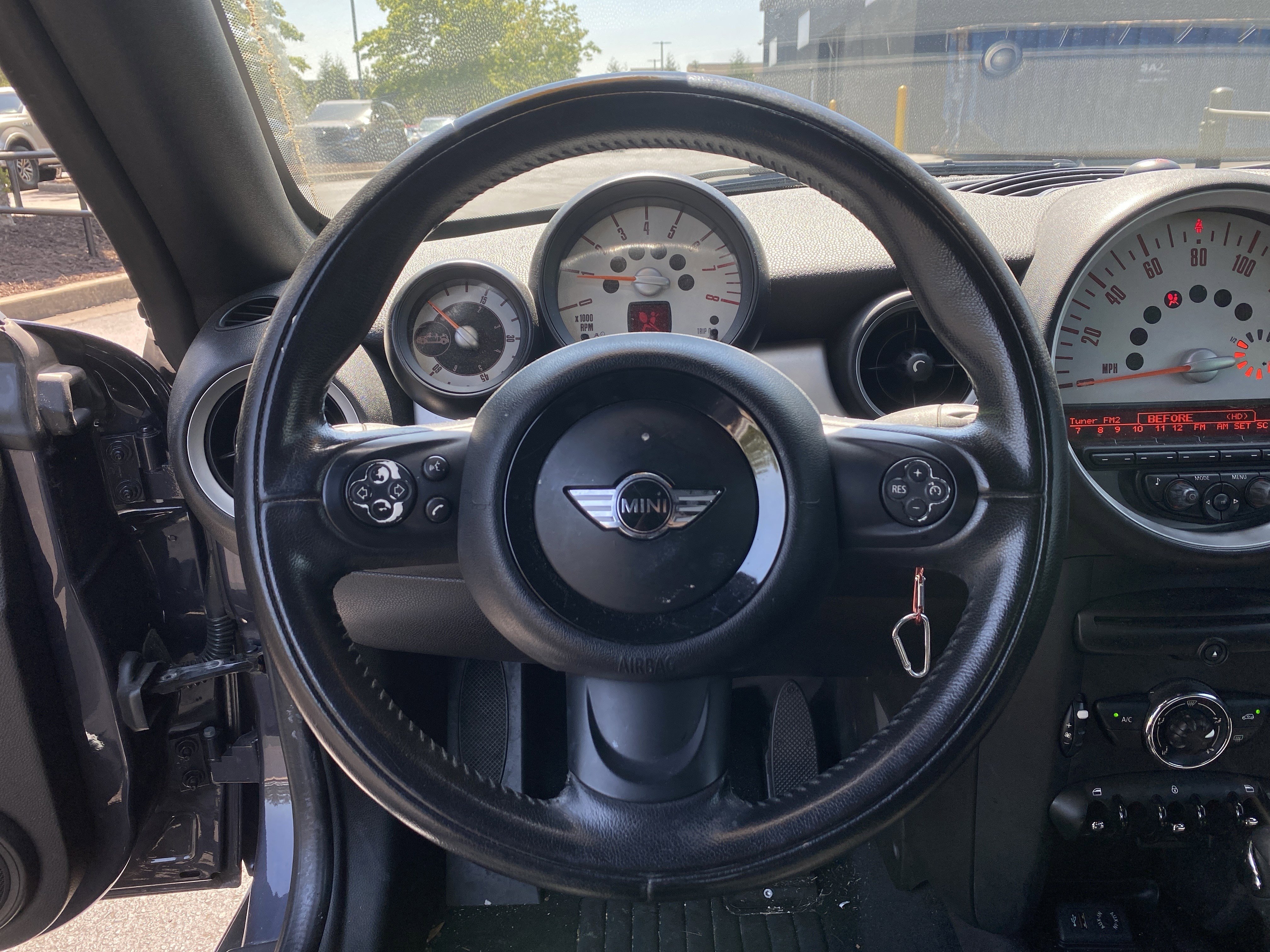 Used 2013 MINI Cooper Roadster FWD image 8