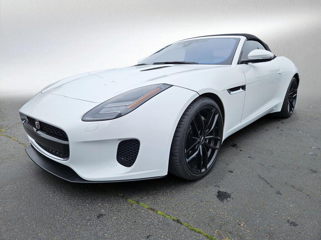 Used 2018 Jaguar F-TYPE Convertible RWD image 3