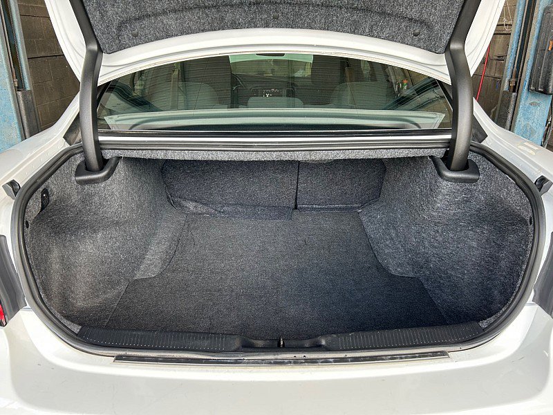 Used 2023 Dodge Charger SXT image 11