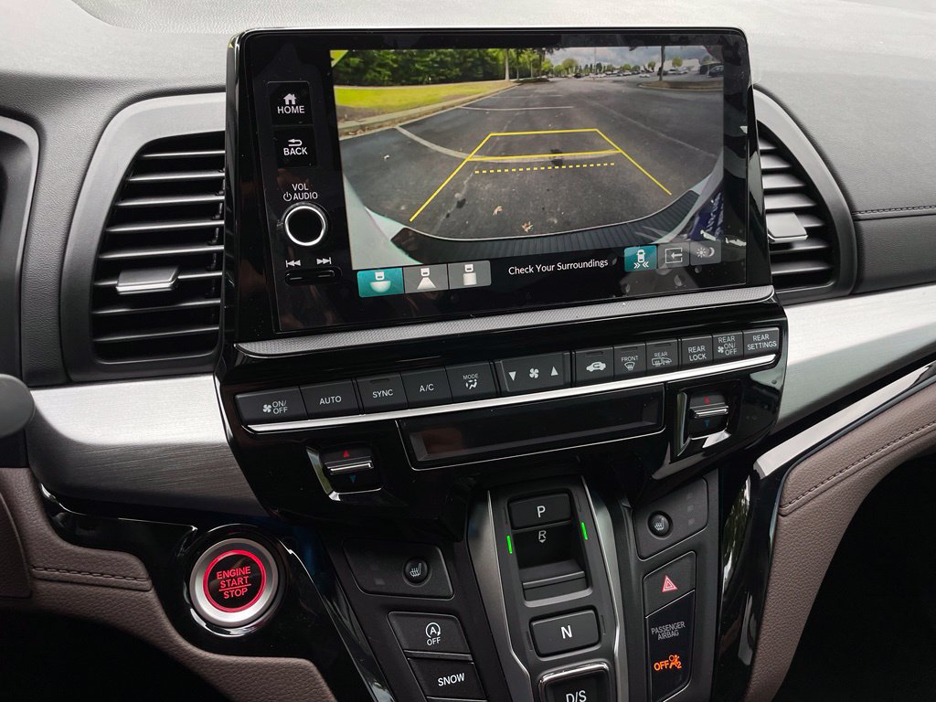 New 2027 Honda Odyssey Touring image 17