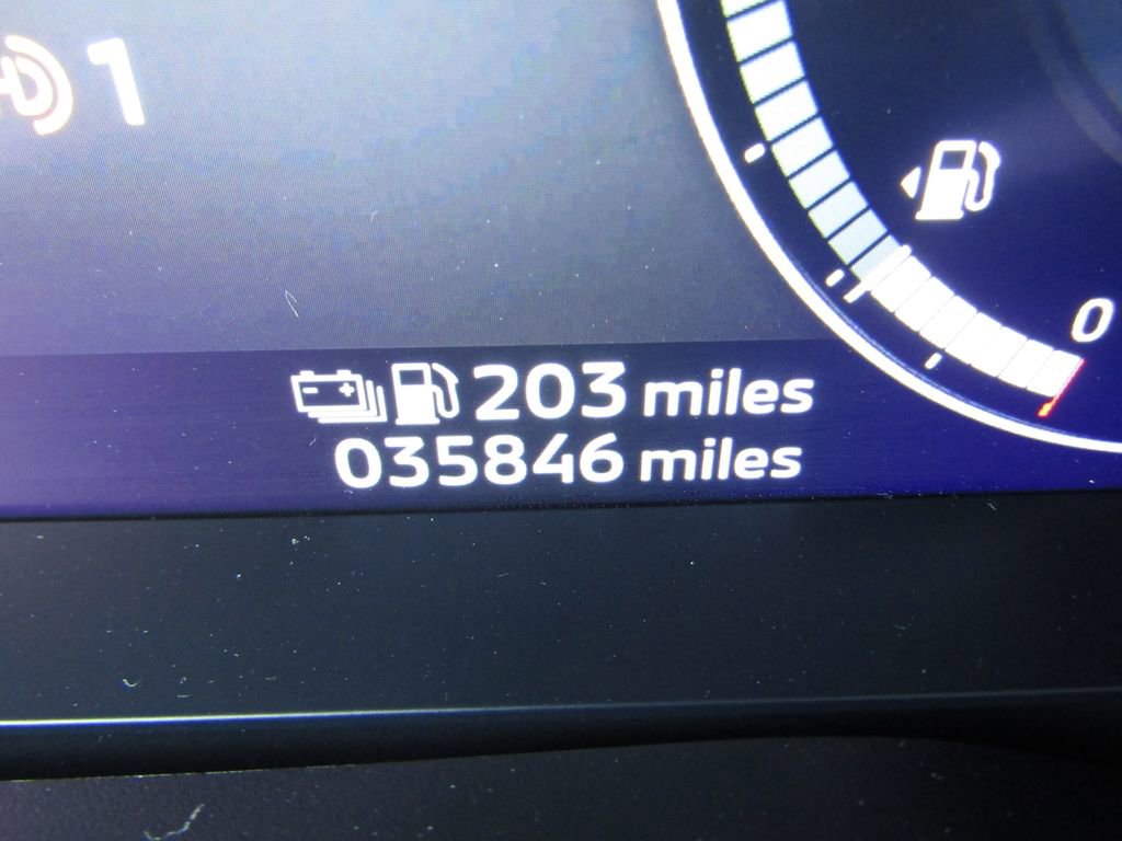 Used 2024 Mitsubishi Outlander SEL image 41
