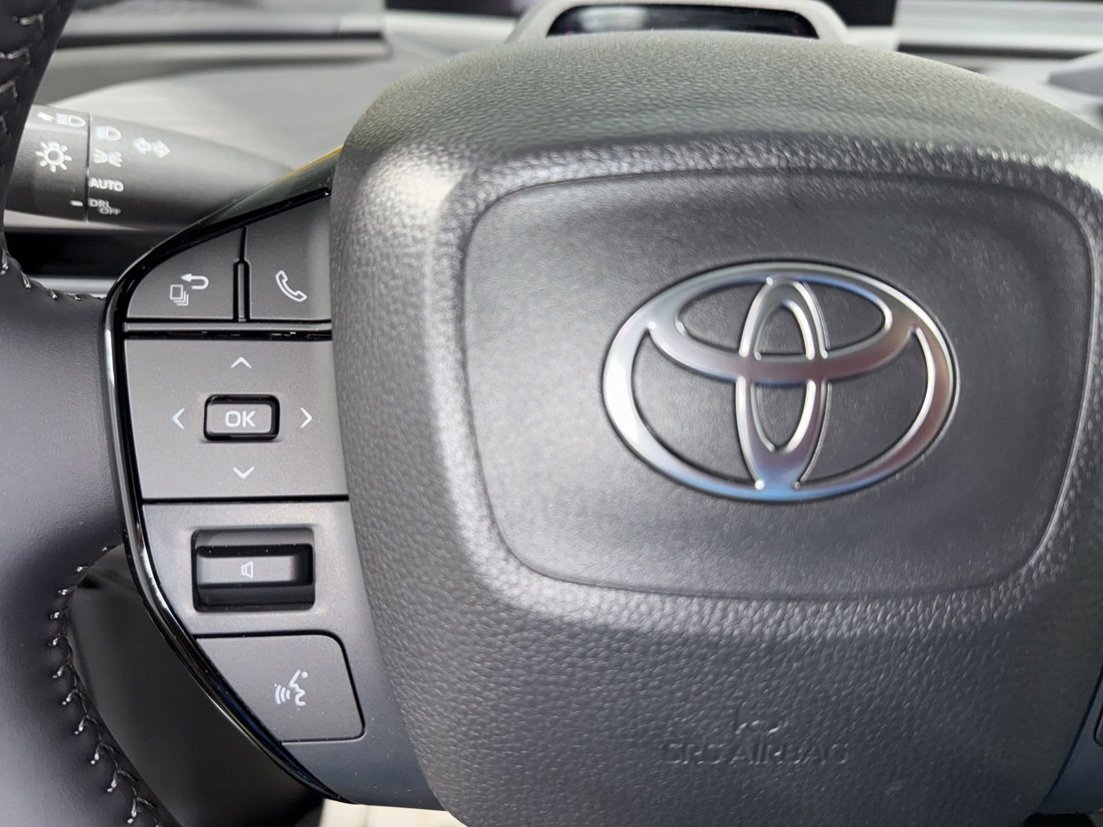 New 2026 Toyota C-HR AWD/4WD image 32
