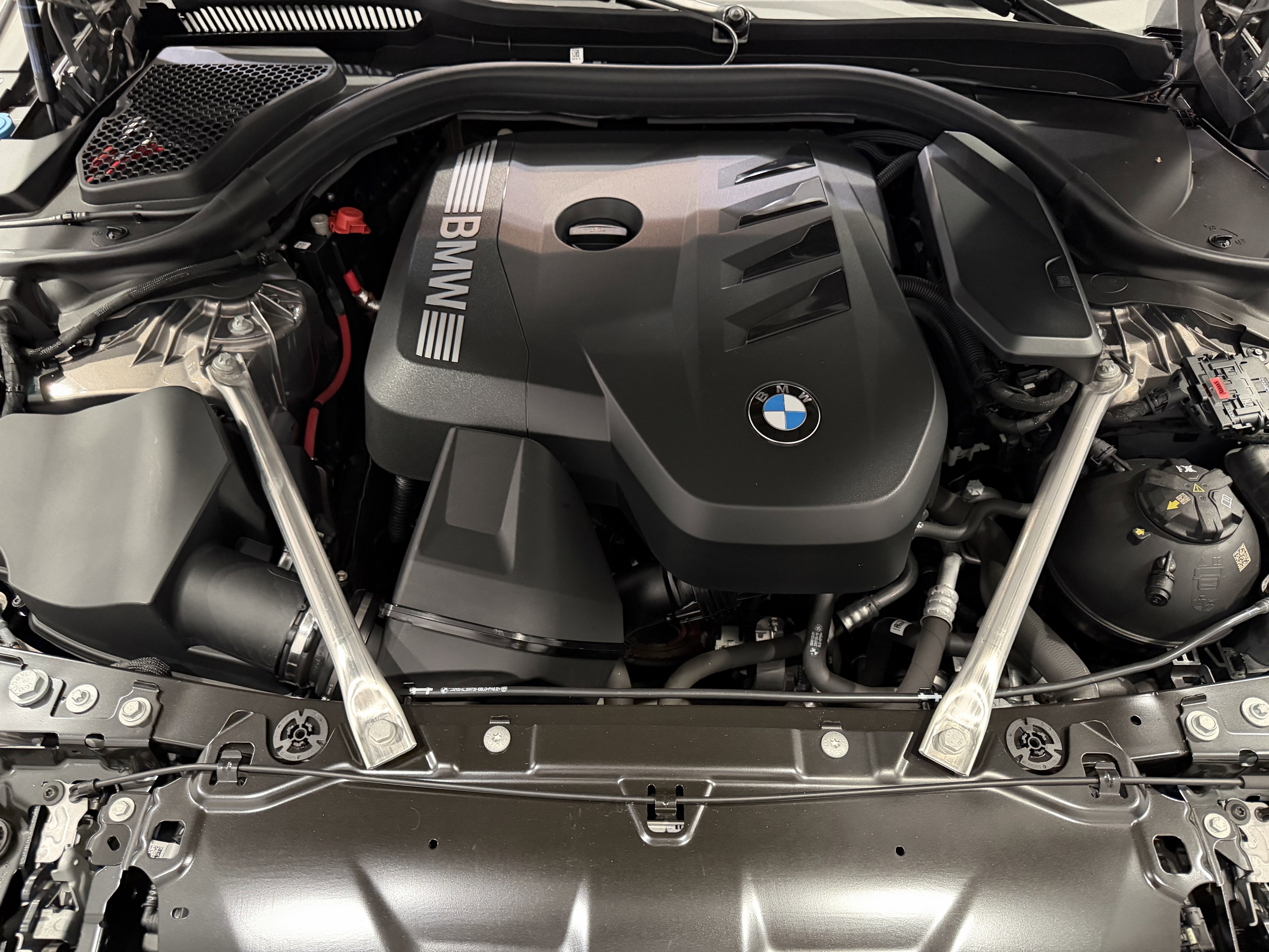 Certified 2024 BMW 530i xDrive w/ Premium Package image 26