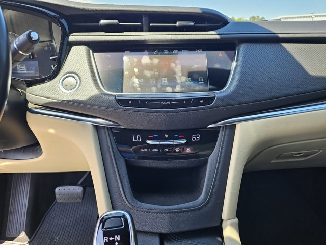 Used 2019 Cadillac XT5 FWD image 25