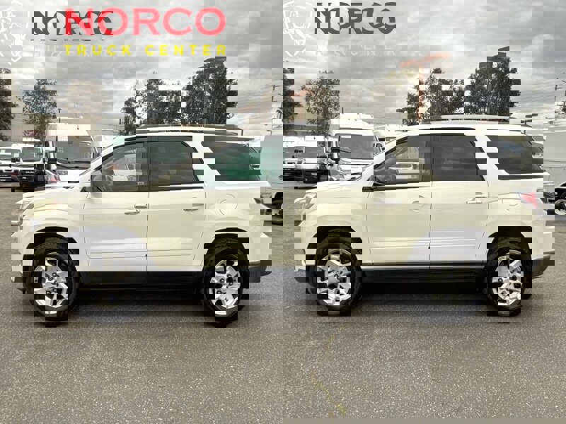 Used 2015 GMC Acadia SLE image 5