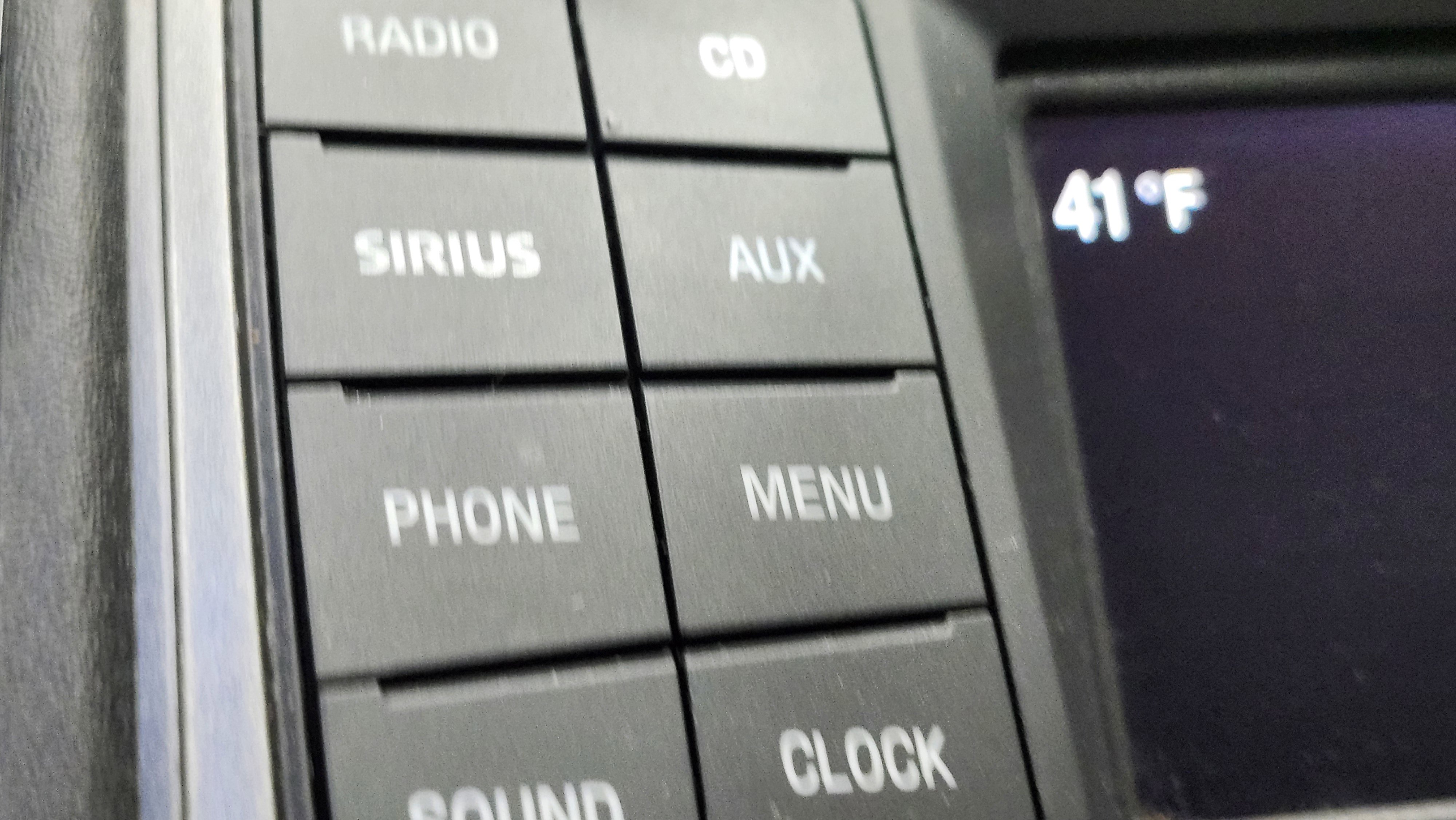 Used 2016 Ford Taurus SE image 4