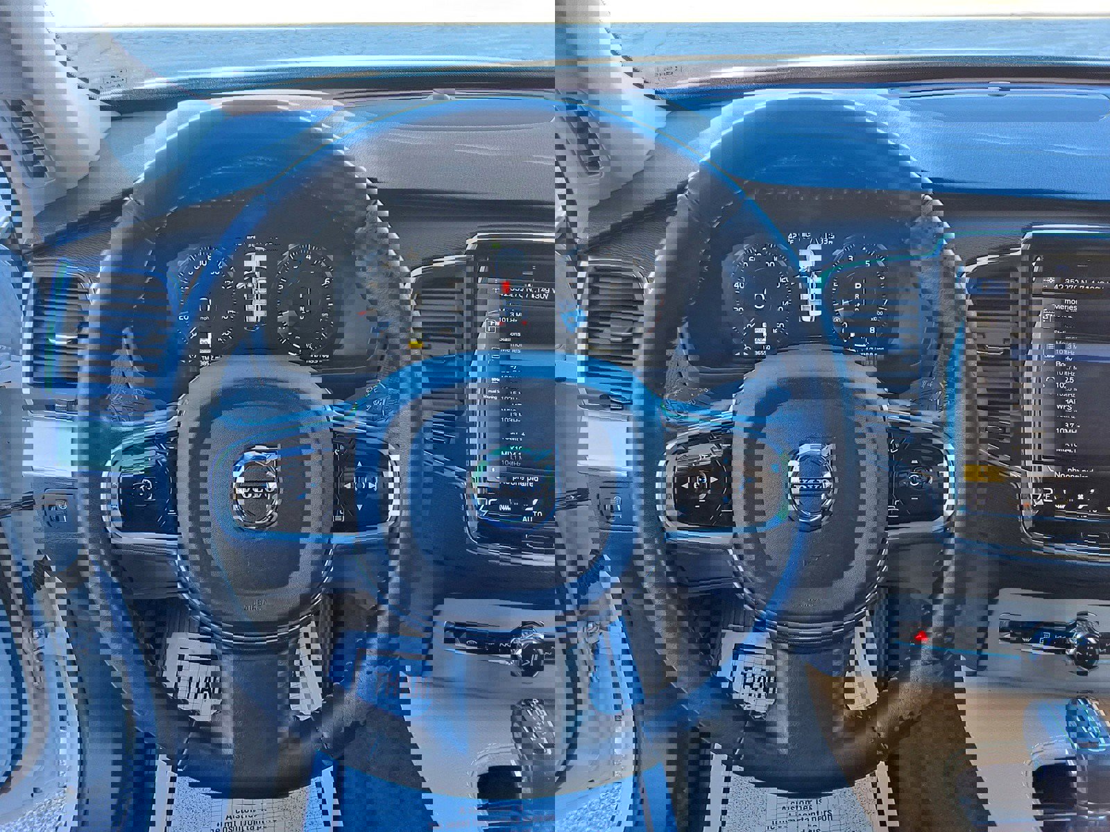 Used 2016 Volvo XC90 T5 Momentum image 27