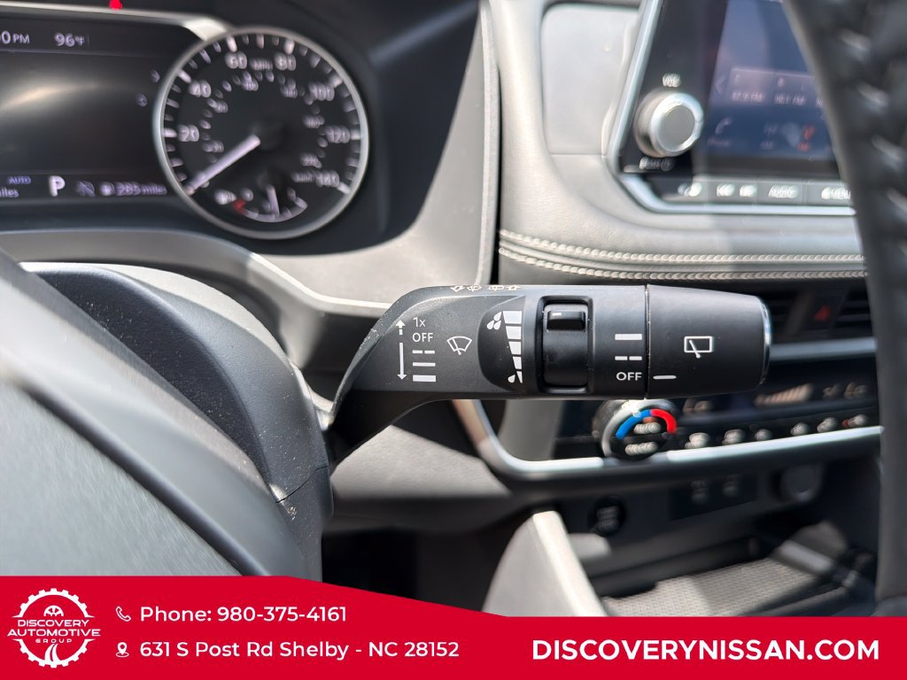Certified 2025 Nissan Rogue SV AWD/4WD image 23