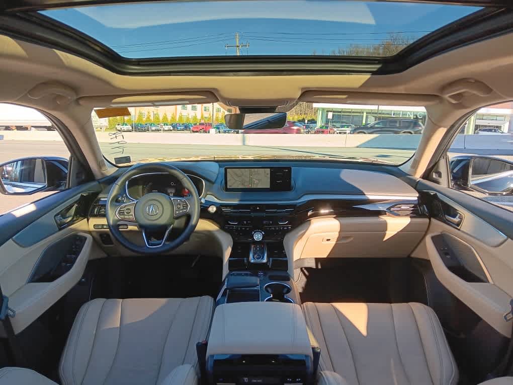 Used 2023 Acura MDX w/ Technology Package AWD/4WD image 22
