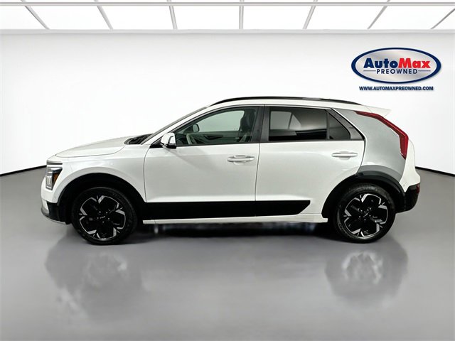 Used 2023 Kia Niro Wave w/ Wave Preserve Package image 4