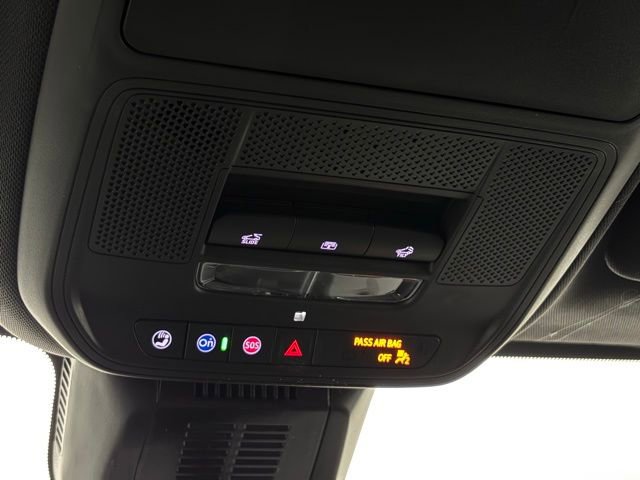 New 2026 GMC Terrain Elevation w/ Elevation Premium Package image 32