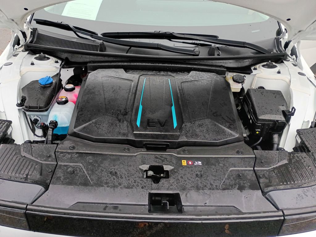 Used 2023 Hyundai Ioniq 5 SE image 30