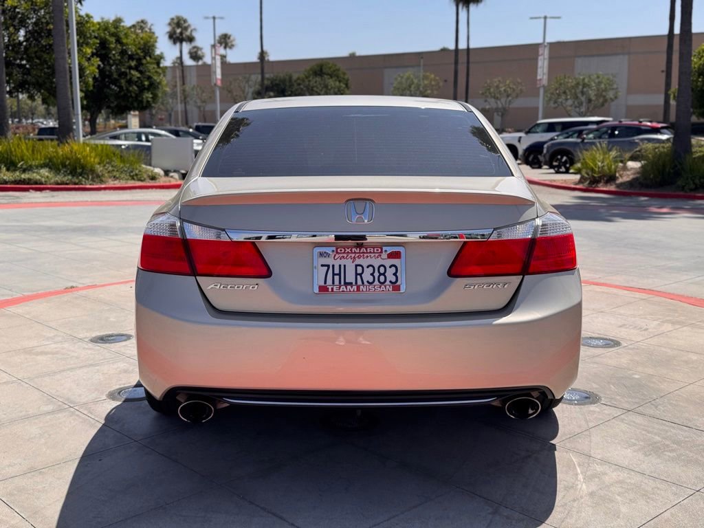 Used 2015 Honda Accord Sport image 7