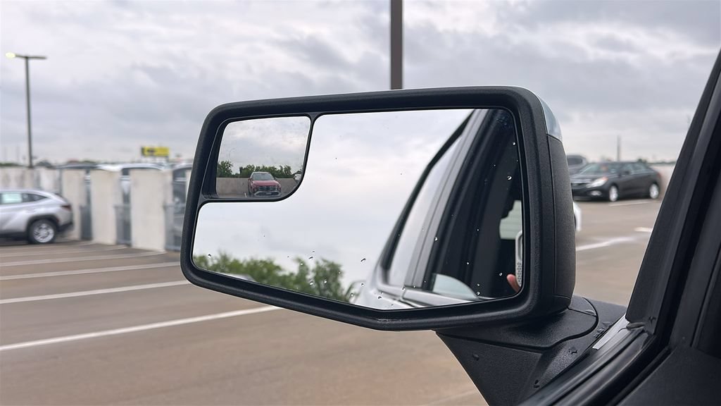 Used 2025 Chevrolet Silverado 1500 LT RWD image 18