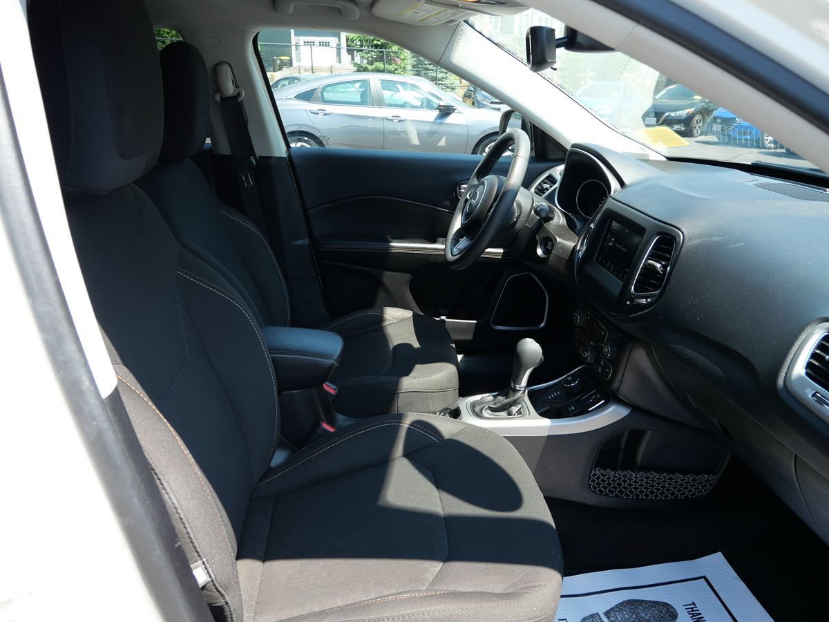Used 2020 Jeep Compass Sport w/ Tech Group AWD/4WD image 18